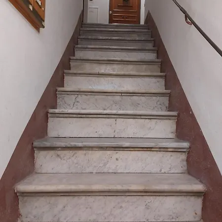 Monolocale A *